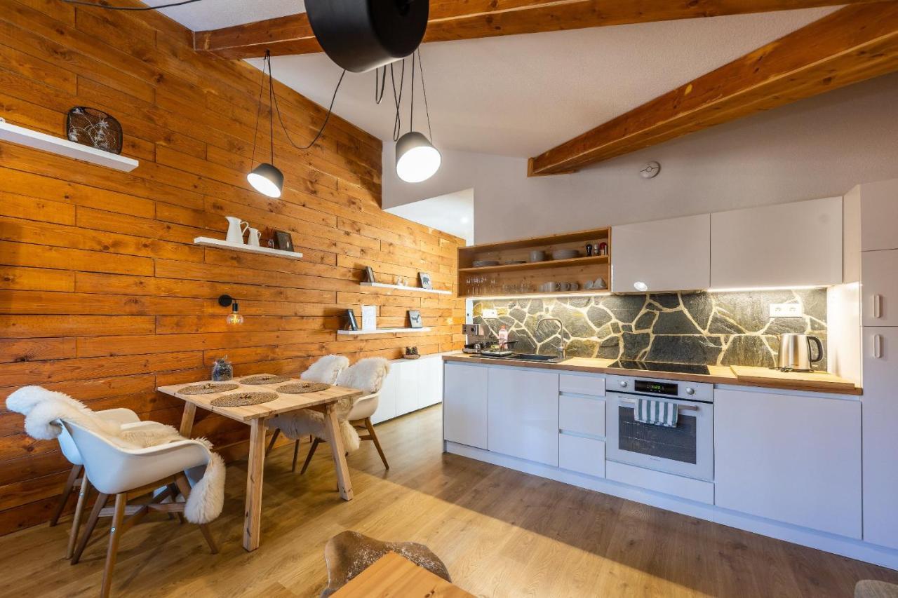 Lucnica Apartments Тале Екстериор снимка